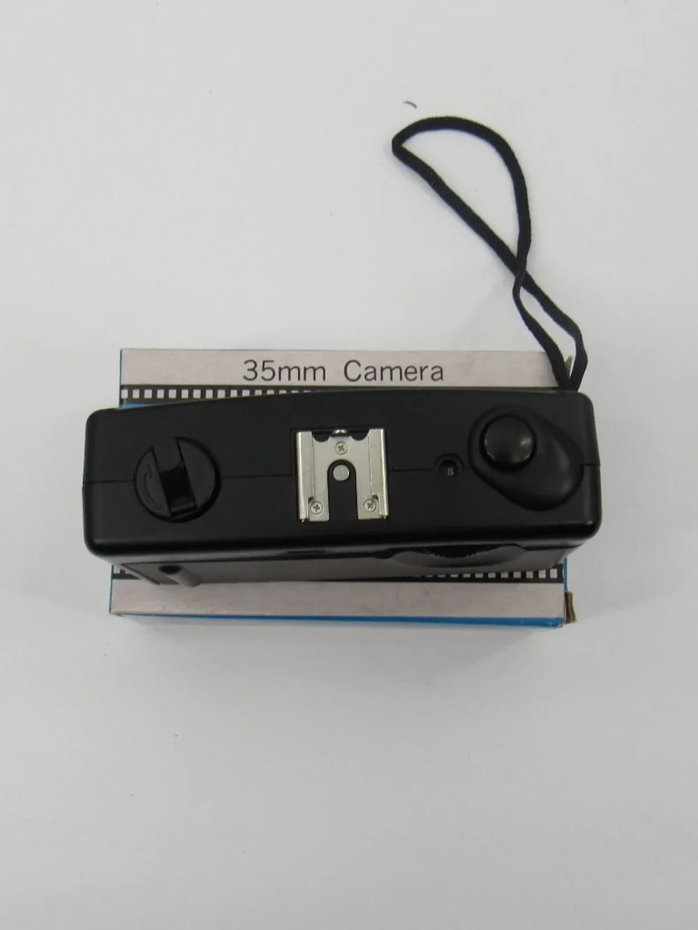 Normal & Panorama Vintage 35MM Point-and-Shoot Film Camera in Black